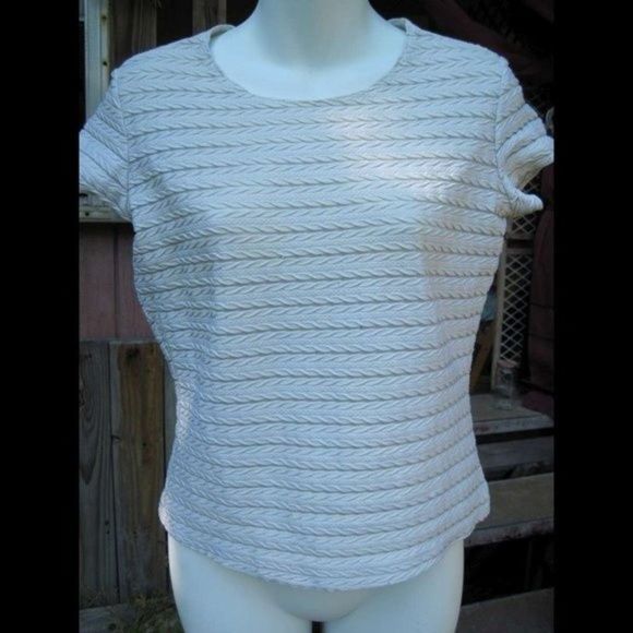 Freebie/ Previously White Textured Patterned Material Shirt Polyester Small - Picture 1 of 7